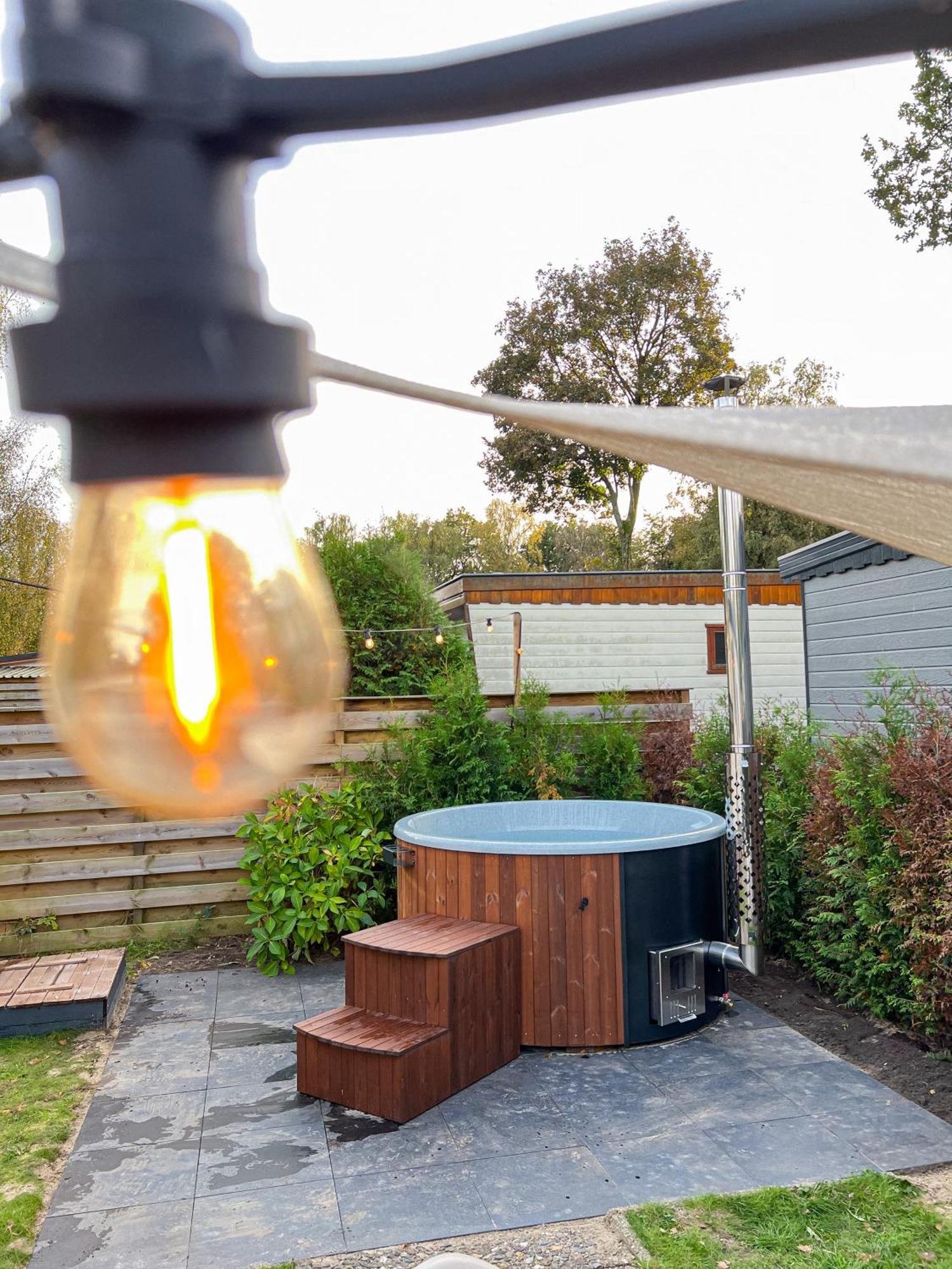 Bosrijk Chalet - Hottub - Veluwe Putten Eksteriør billede
