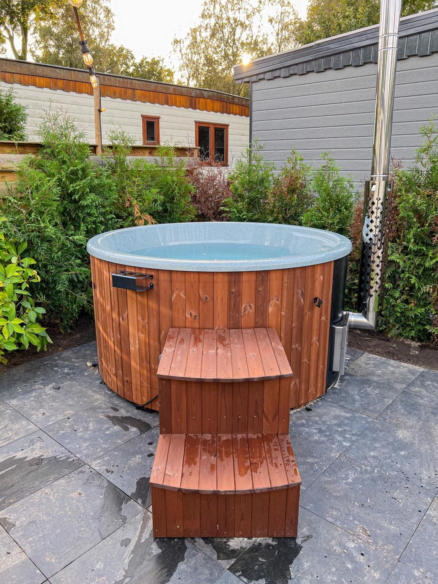 Bosrijk Chalet - Hottub - Veluwe Putten Eksteriør billede